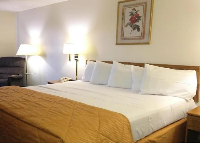 Capital O Amerihost Inn And Suites Mexico Hwy 54 Mo