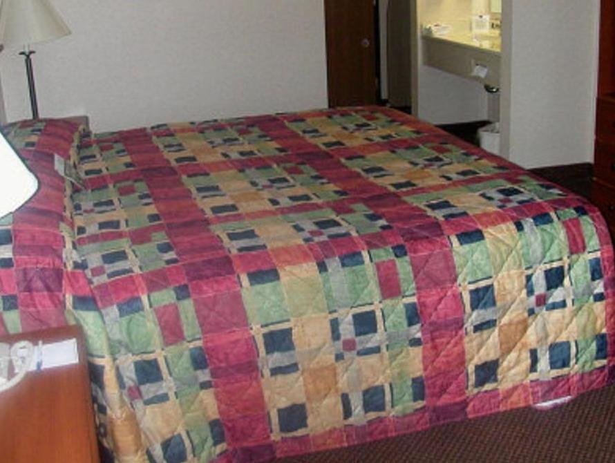 Hotel Capital O Amerihost And Hwy 54 Mo Mexico