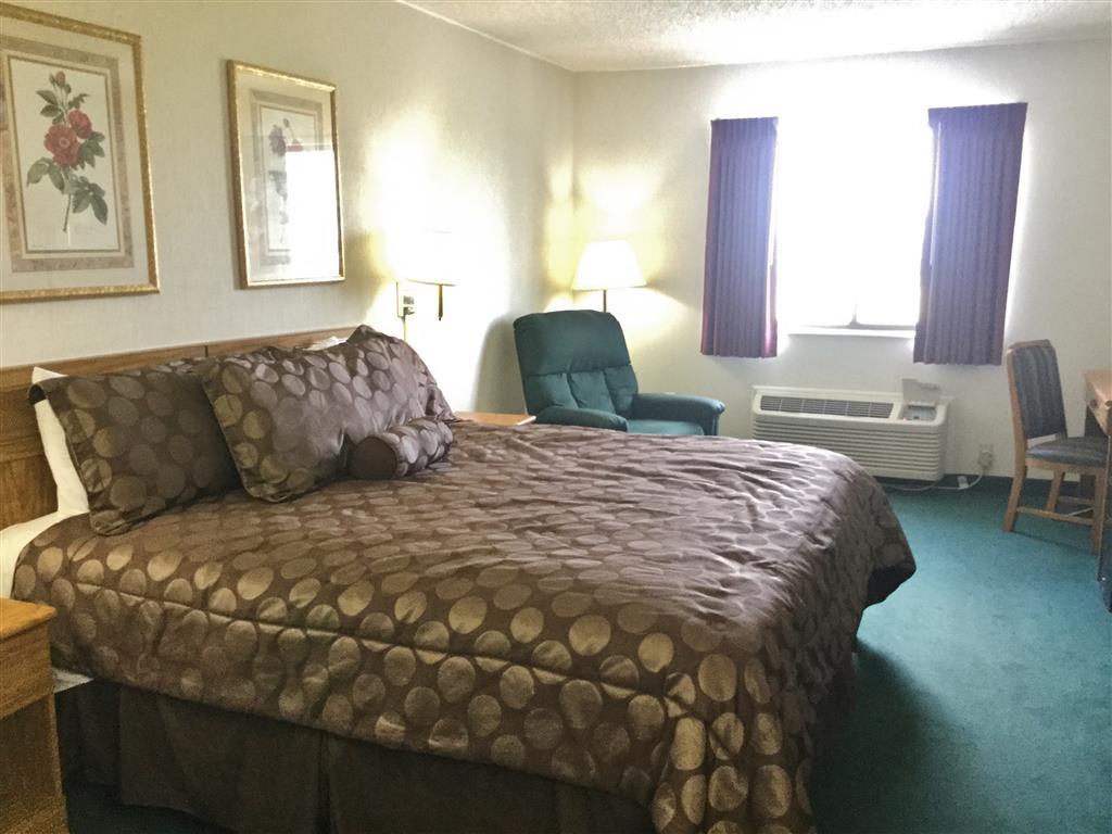 Amerihost & - Hotel